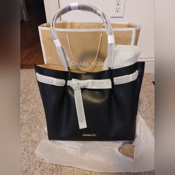 NWT Michael Kors Emilia Large Tote - Picture 6 of 7